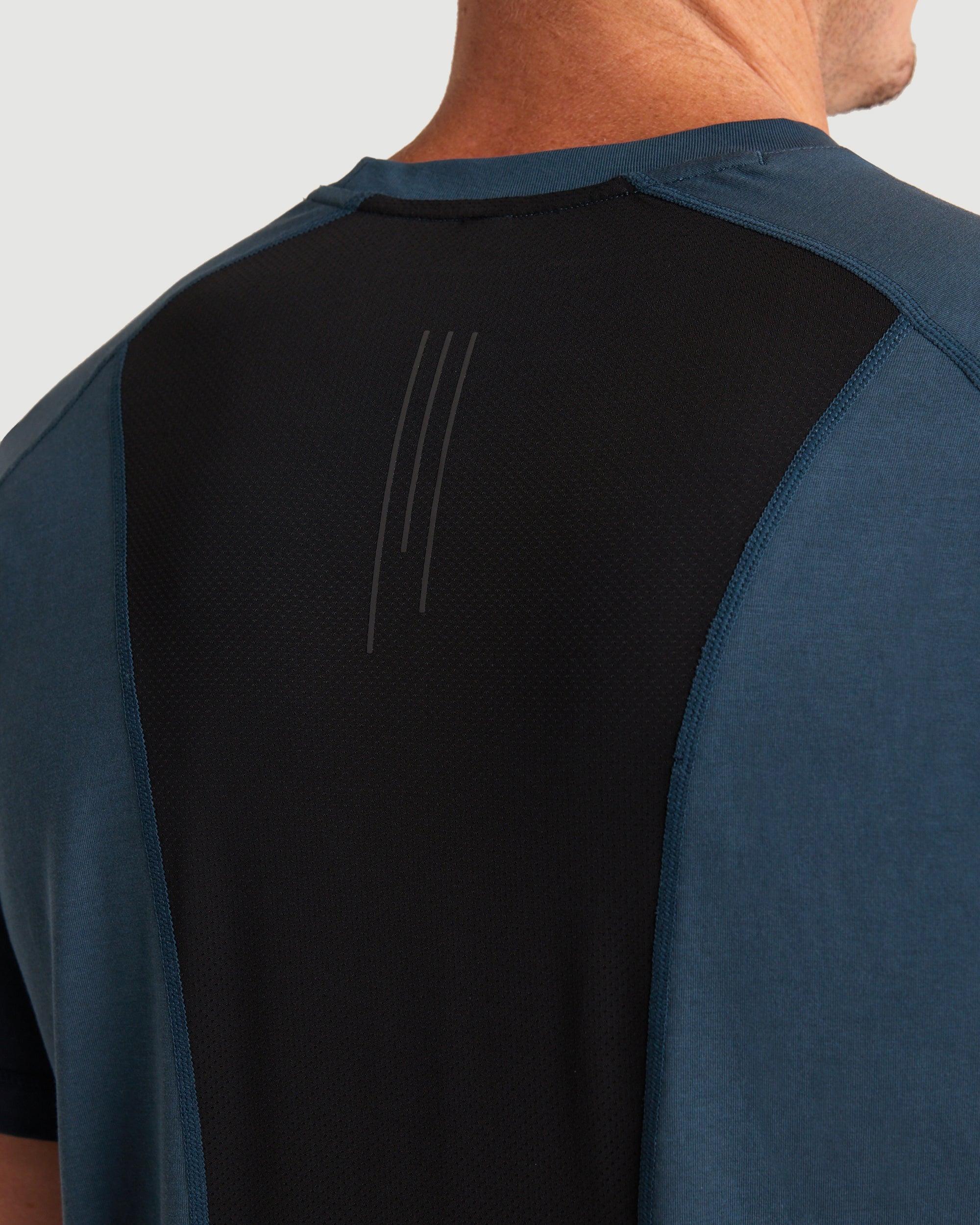 Core Hybrid Tee - Midnight Navy